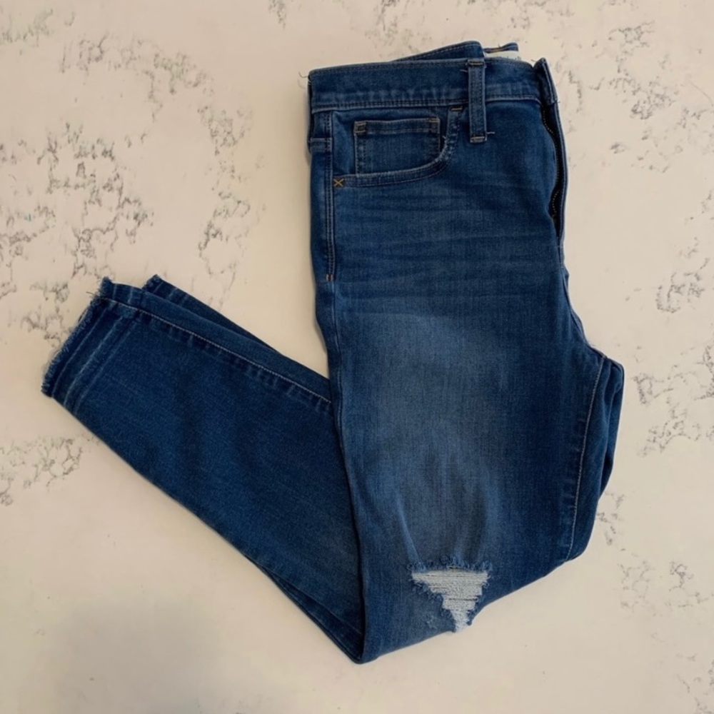 High-Rise Madewell Distressed Dark Wash Jeans